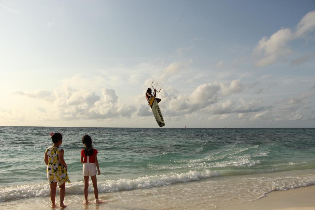 Hotel Water Breeze Maafushi Exterior foto